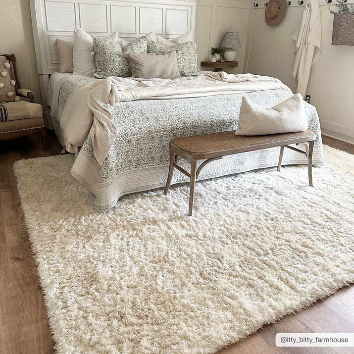 Siari Solid Cream Plush Rug-2